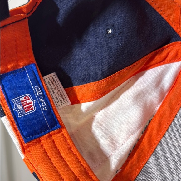 RBK NFL BEARS Navy and Orange Hat - Picture 4 of 5